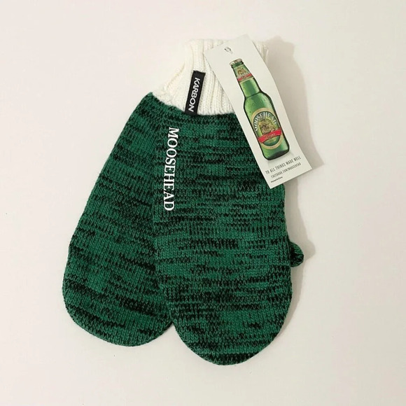 Karbon Moosehead Lager Beer Winter Hat  Beanie Toque and Mittens - Picture 10 of 14